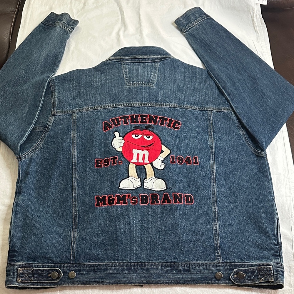 Vintage M&M's World Authentic Trucker Denim Jean Jacket Size XL